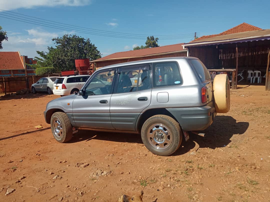 Why Choose A Rav4 For Your Next Road Trip In Uganda