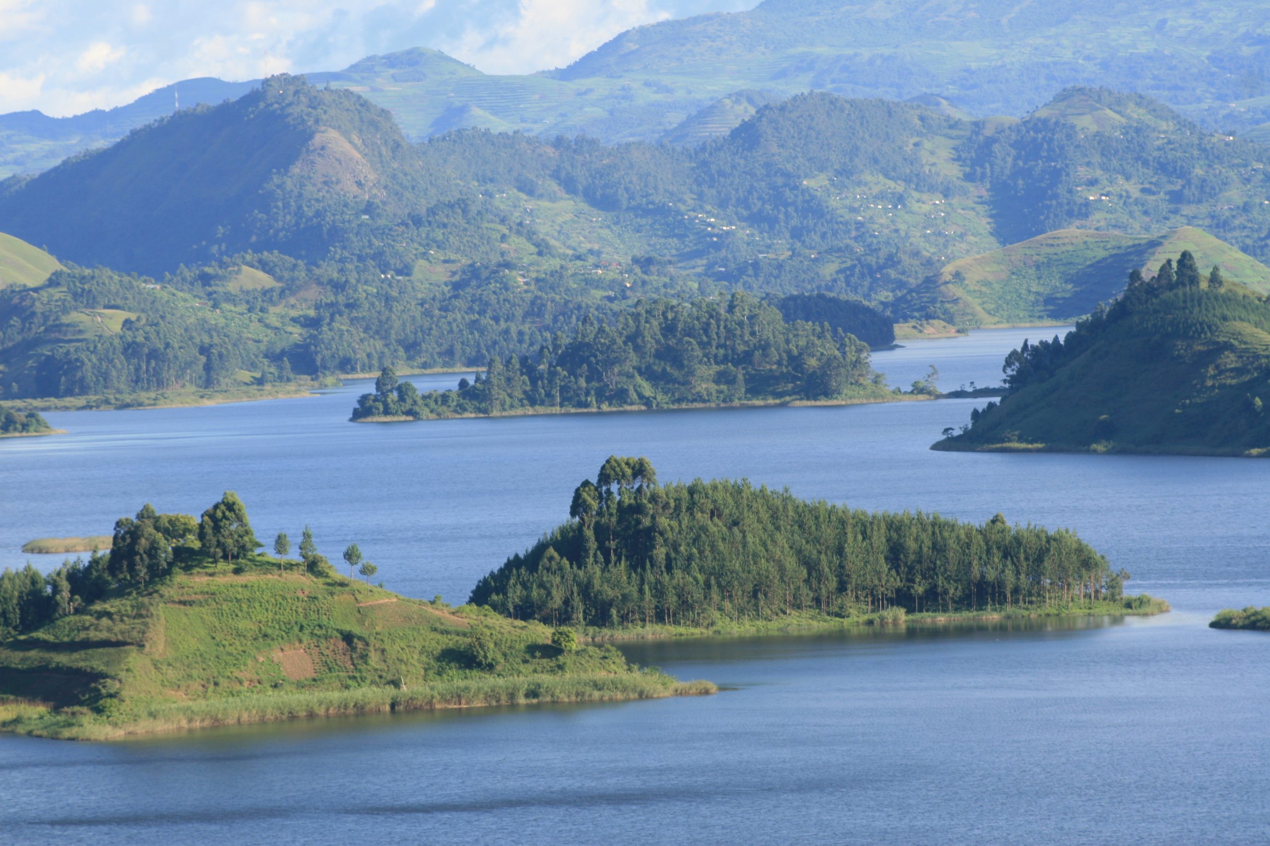 Top Things To Do & See Around Lake Mutanda