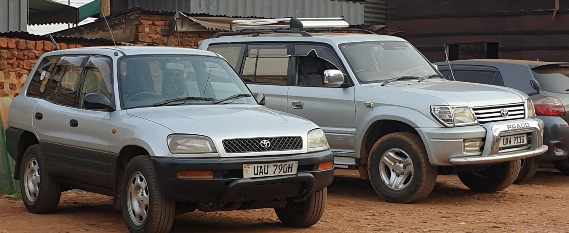 Park your rental car in Uganda