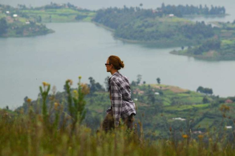 guided walks around Lake Bunyonyi