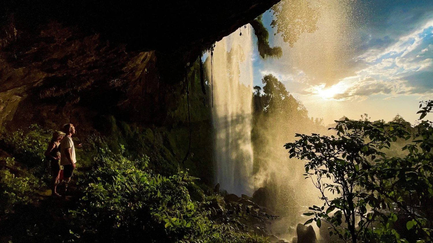 sipi-falls-cave-tour - Mumwe Safaris Uganda sipi falls cave tours